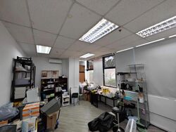 Toh Guan Centre (D22), Factory #639806401